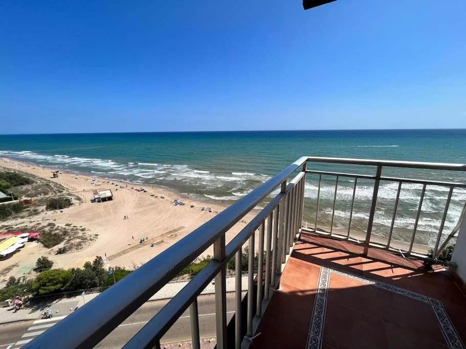 Апартаменты Apartamento Versalles Фаро-де-Кульера Экстерьер фото
